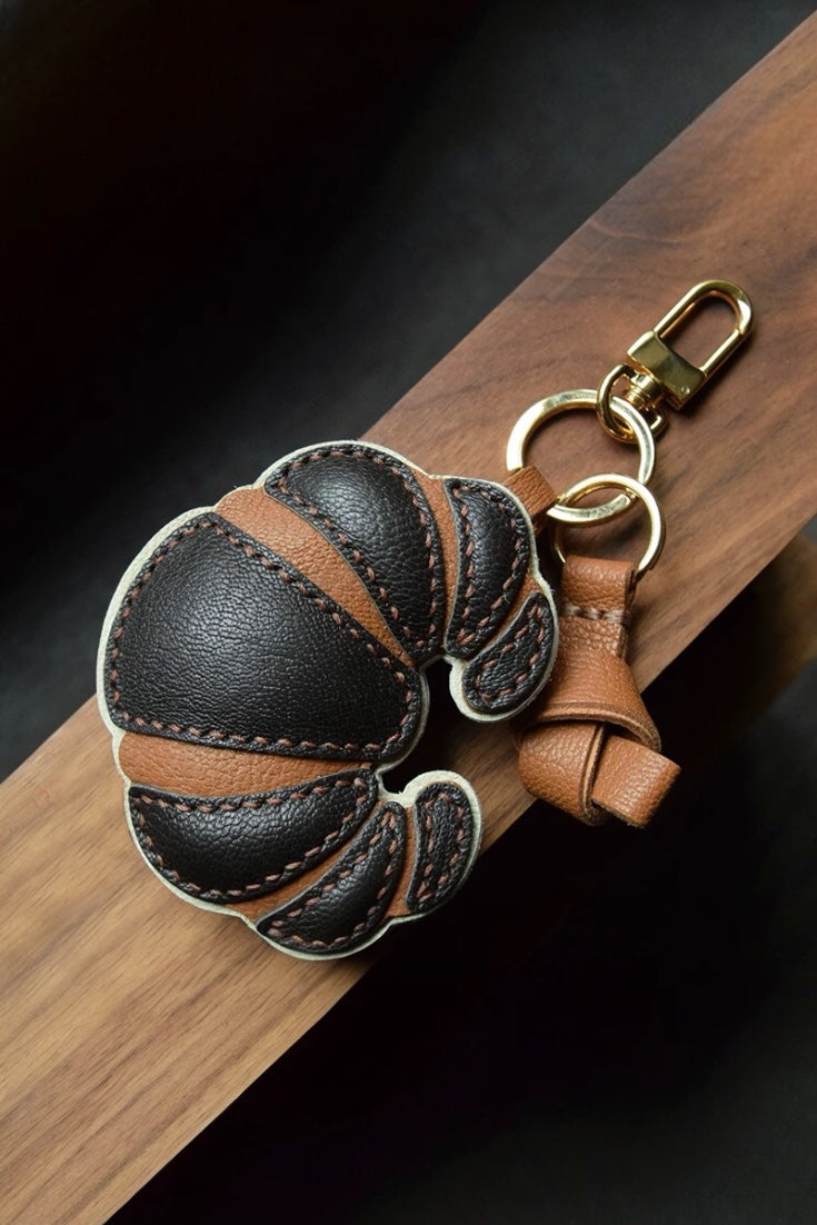 CROISSANT CHARM