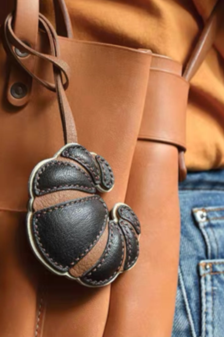 CROISSANT CHARM