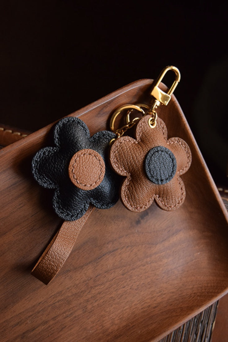 FLOWERS CHARM