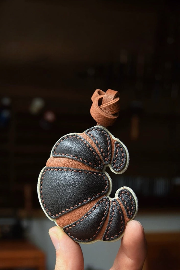 CROISSANT CHARM