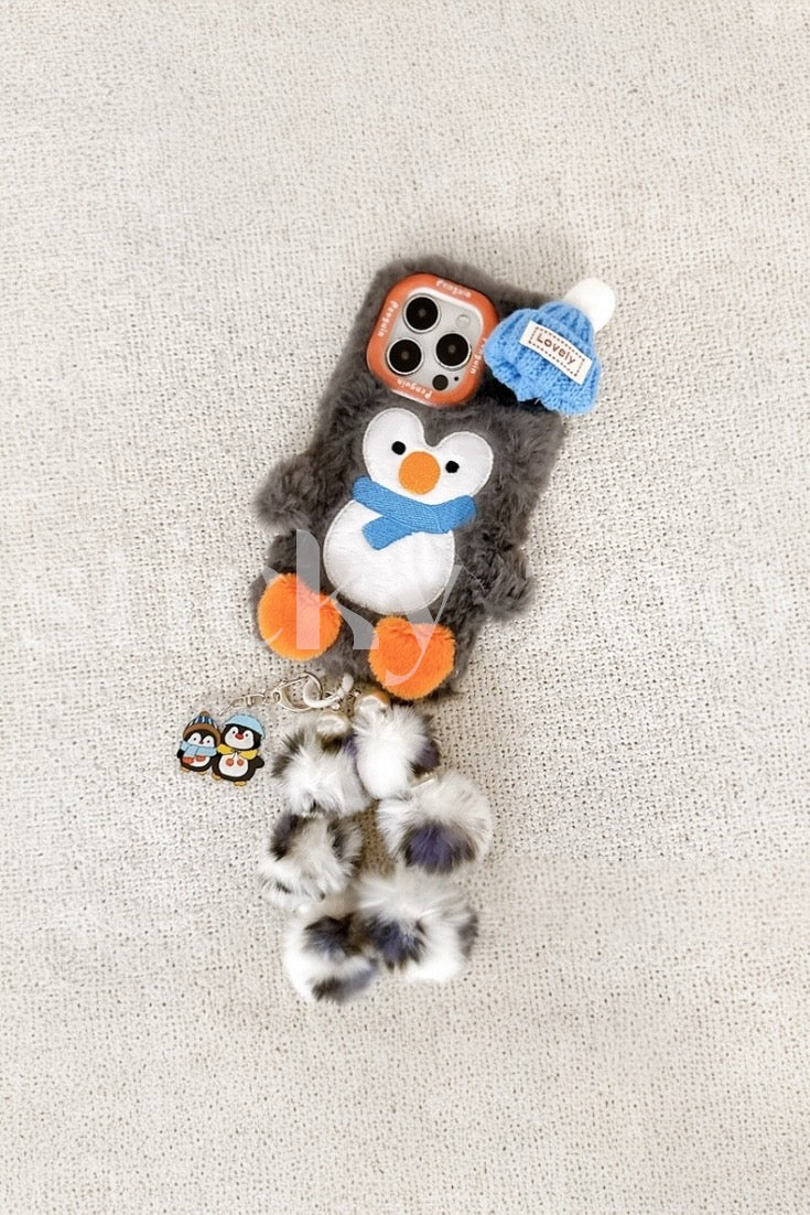 PENGUIN PLUSH CASE