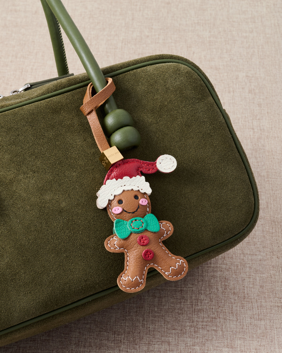 THE HOLIDAY GINGERBREAD CHARM | COLLECTIBLE