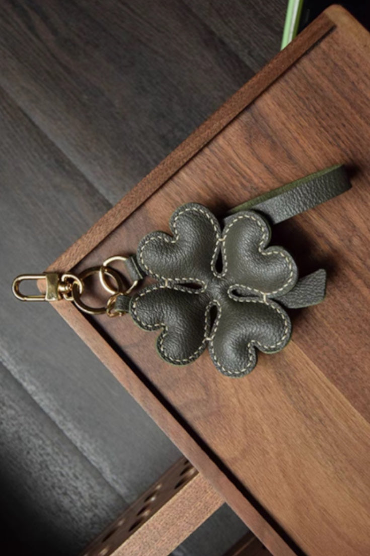 FOUR LEAF CLOVER BAG CHARM