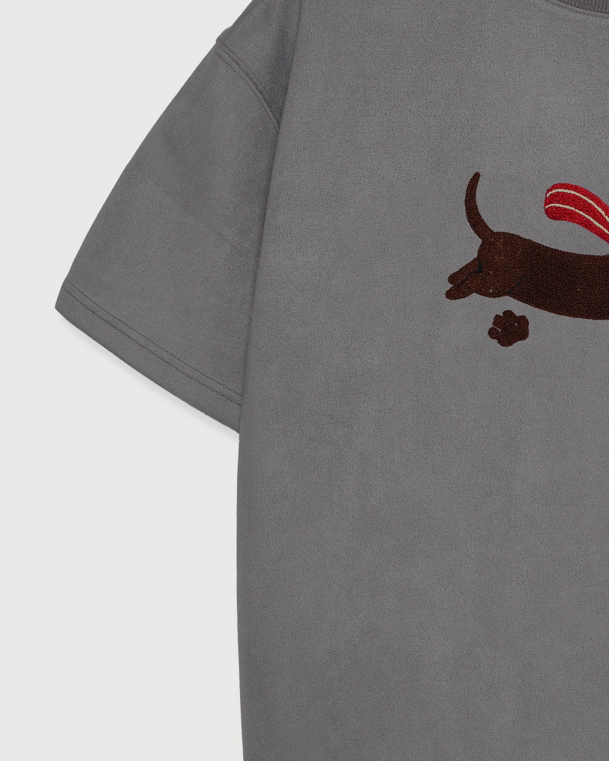 PEBBLE GREY DACHSHUND T-SHIRT
