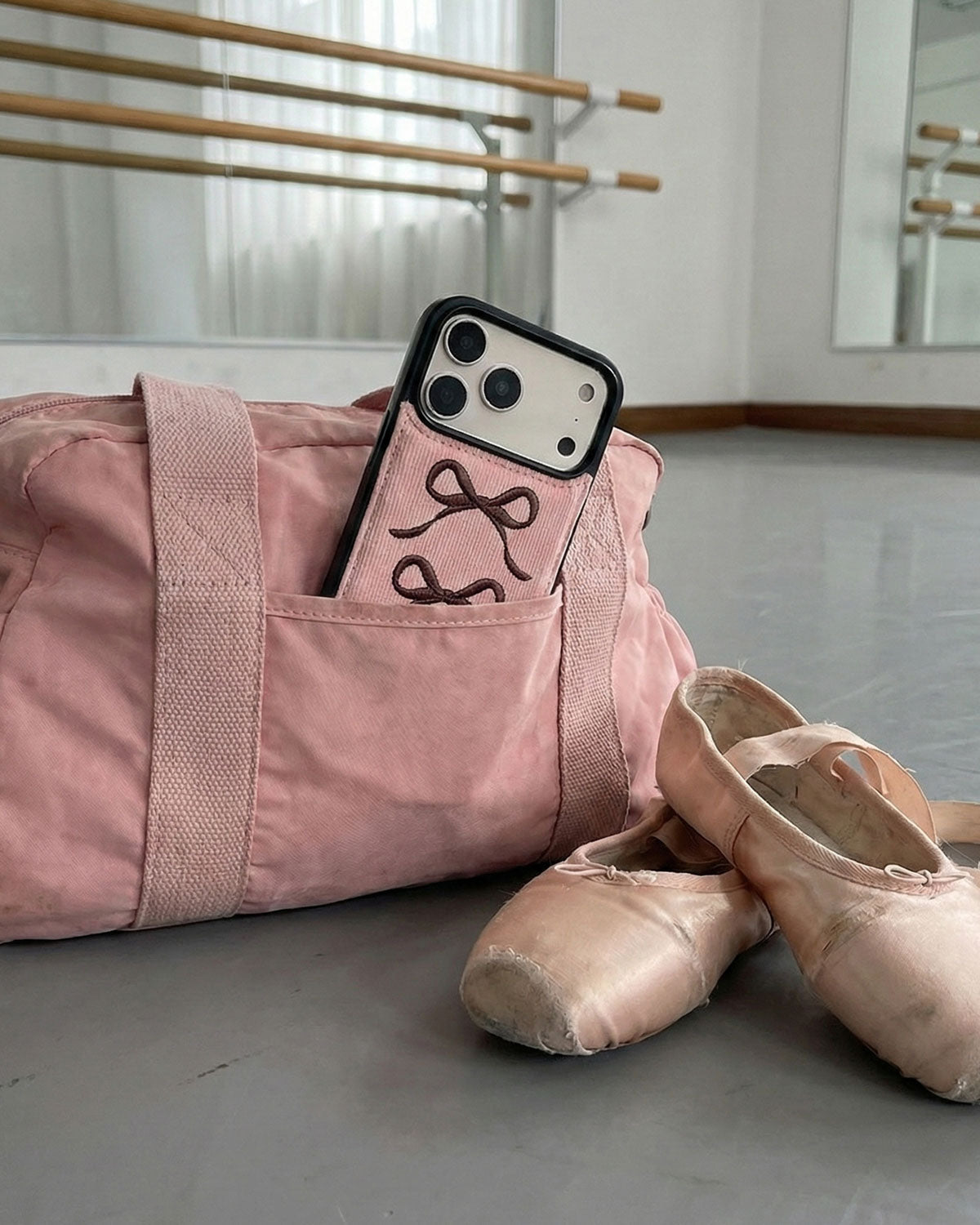 ROZE DRIEMAAL STRIKJE KORDUUR PORTEMONNEE TELEFOONHOESJE