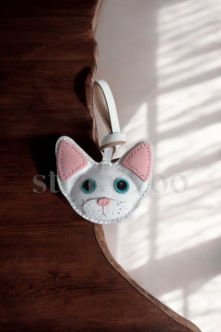 DEVON REX CHARM