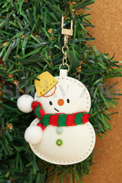 SNOWMAN BAG CHARM