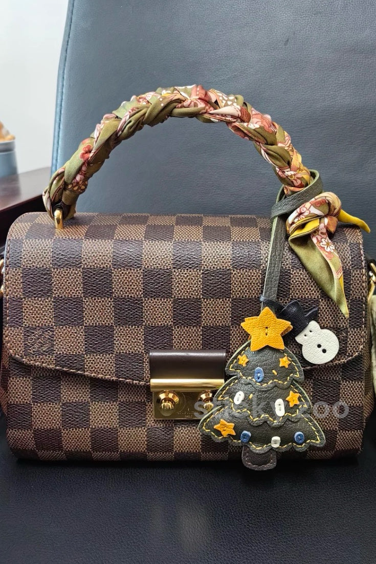 CHRISTMAS TREE CHARM