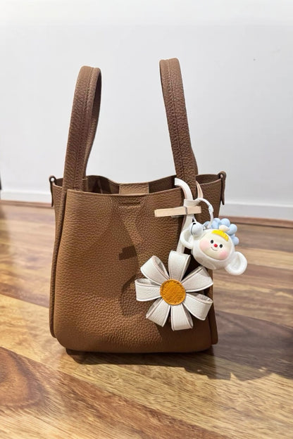 DAISY BAG CHARM