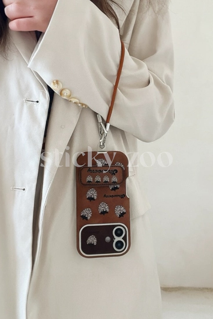 STRAWBERRY CASE