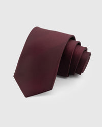 STICKYZOO Merlot Solid Tie in 100% mulberry silk with subtle tonal sheen and satin weave finish, 45° bias-cut Italian method