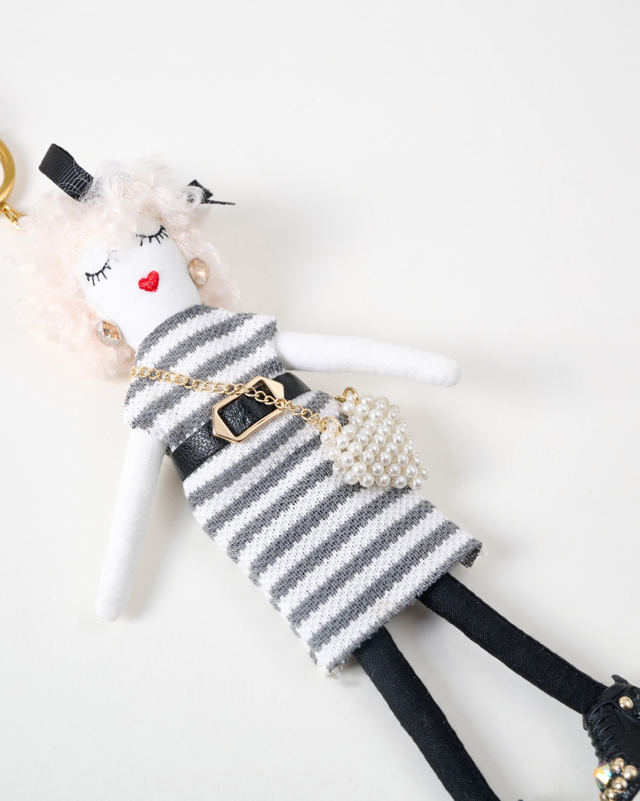 PARIS KISS STACK CHARM