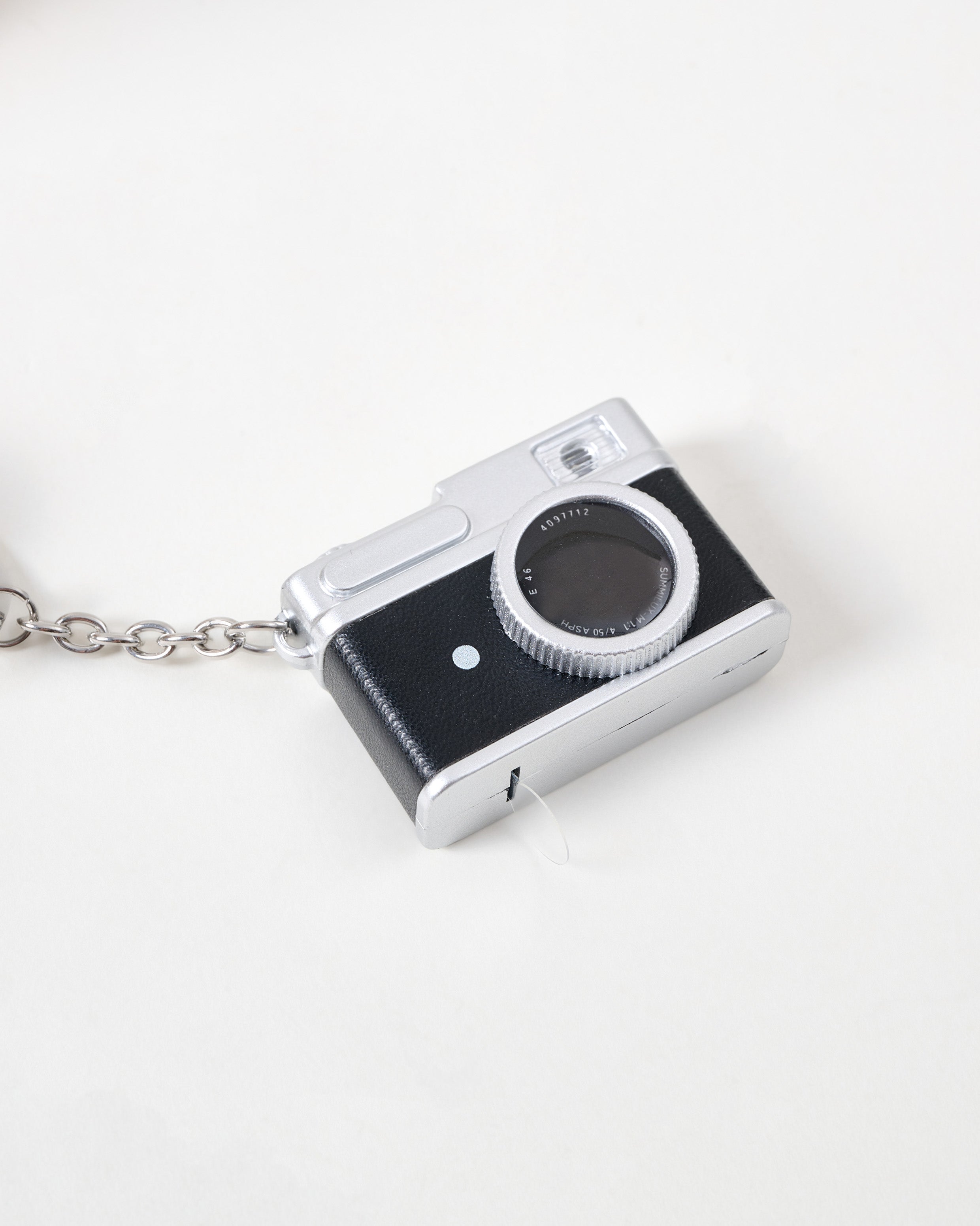 Chi Snap & Catch Charm