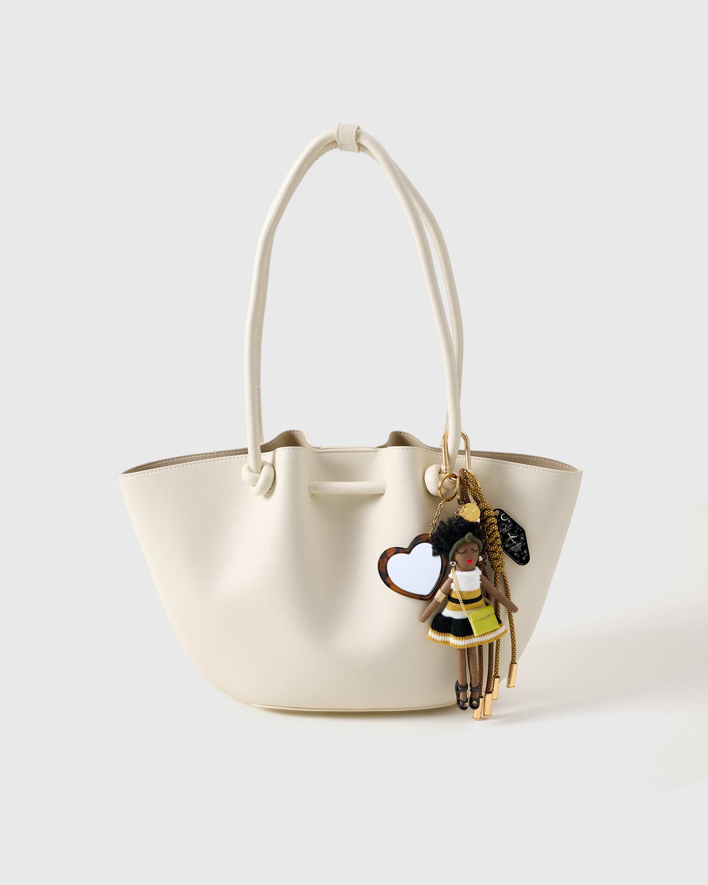レオナール バックチャーム SAINT IVY Stack Charm – Handmade Gold & Heart Bag Charm – STICKYZOO®