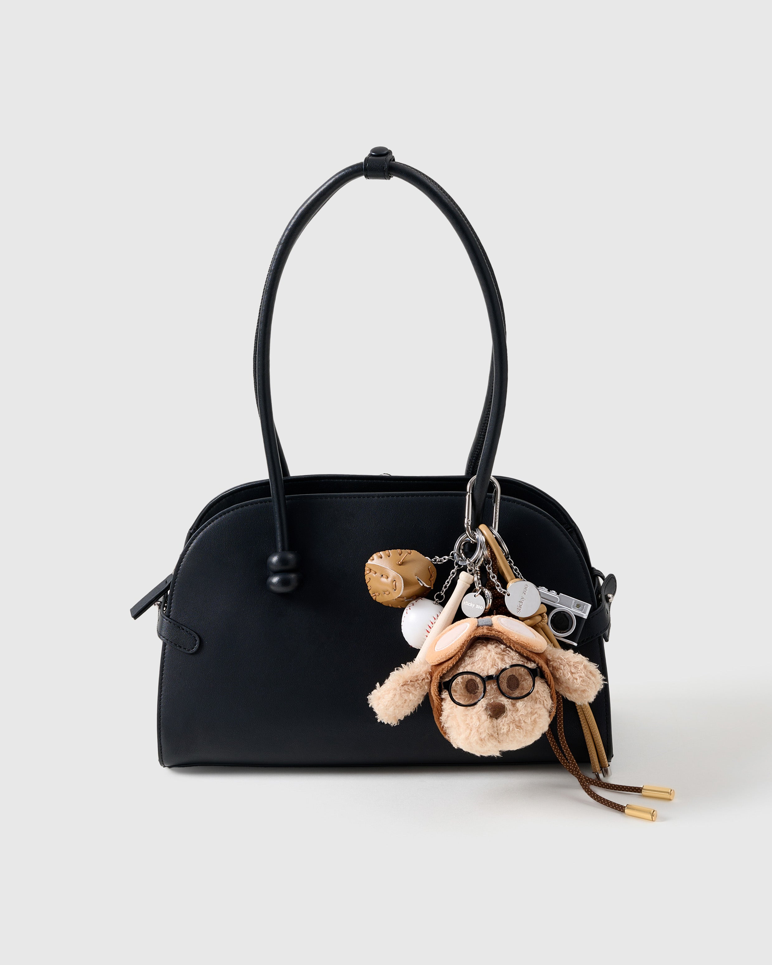 Chi Snap & Catch Charm
