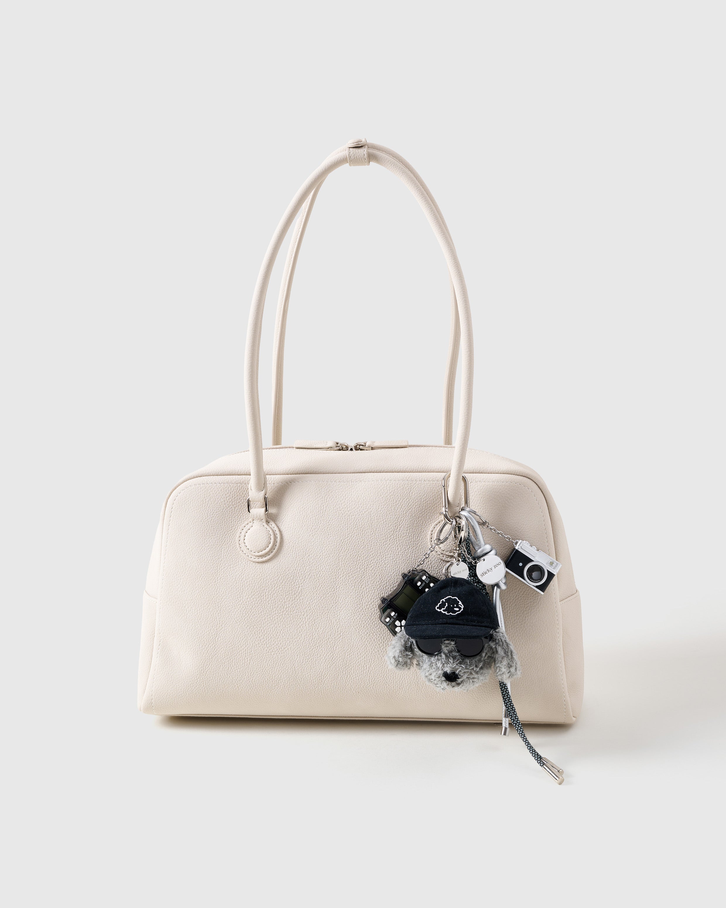 【STICKY ZOO】CHI ON CLOUD 9 チャーム - クールスタック Sticky Zoo® Chi on Cloud 9 Plush Bag Charm and Keychain