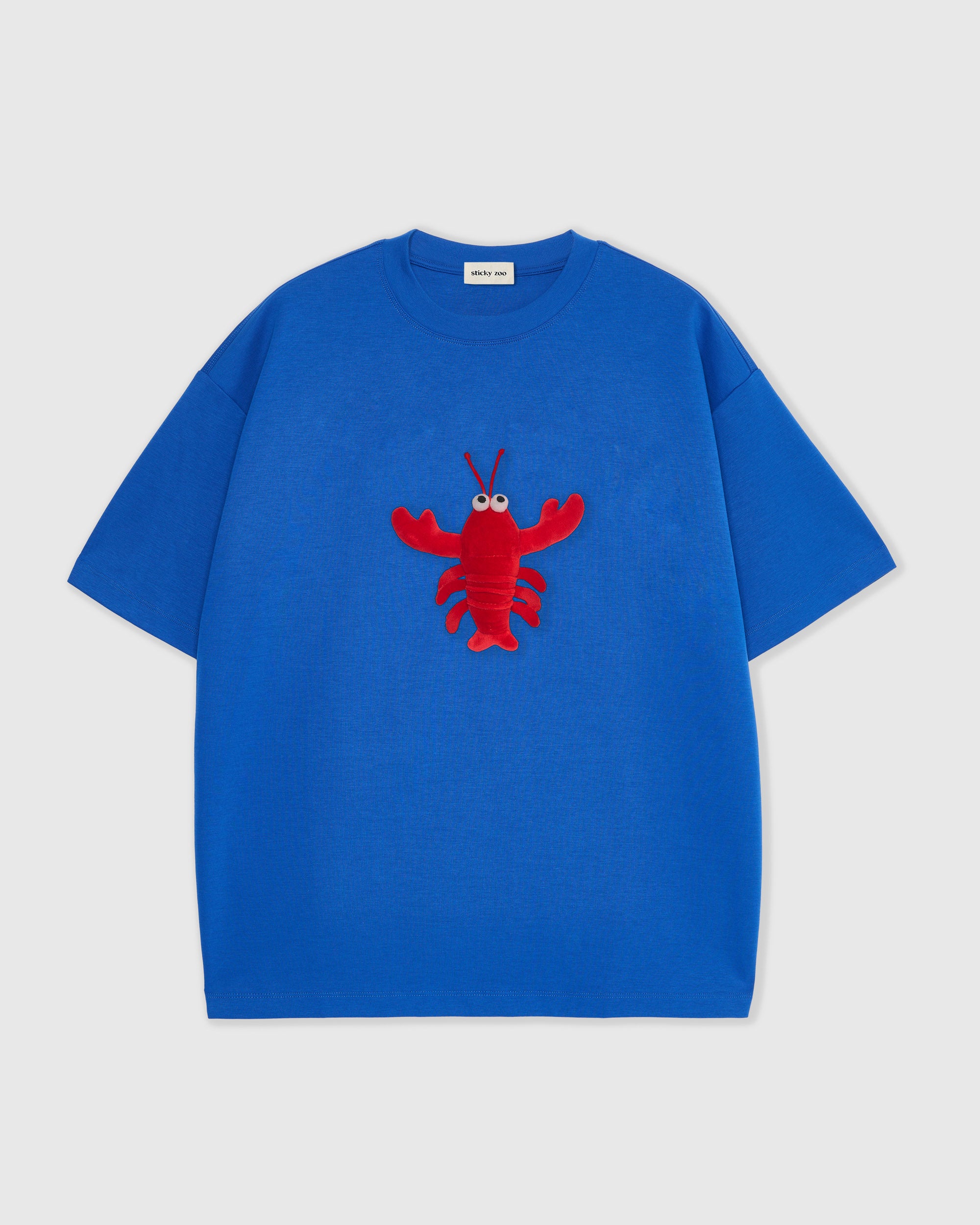 SHRIMP HUG T-SHIRT