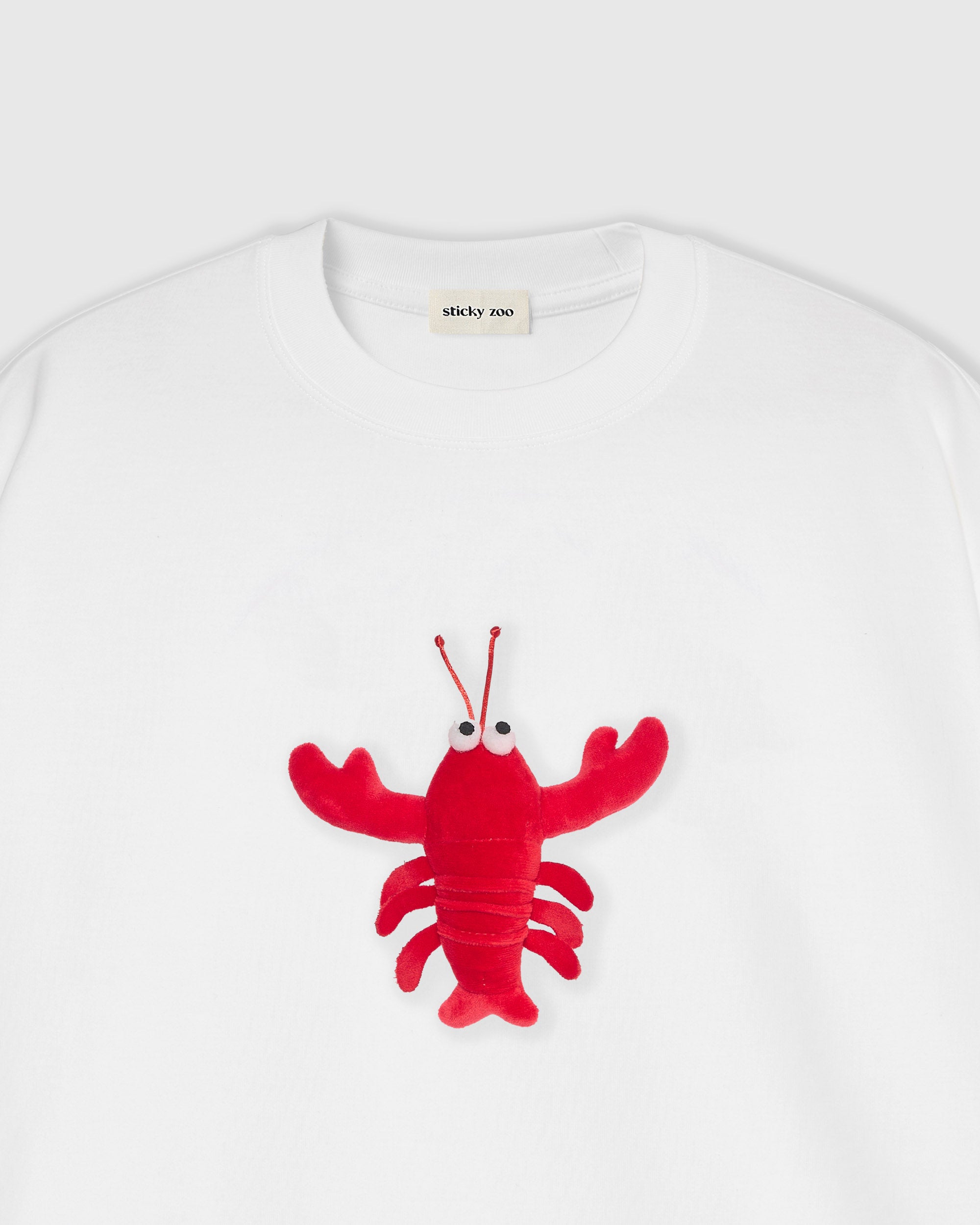 SHRIMP HUG T-SHIRT