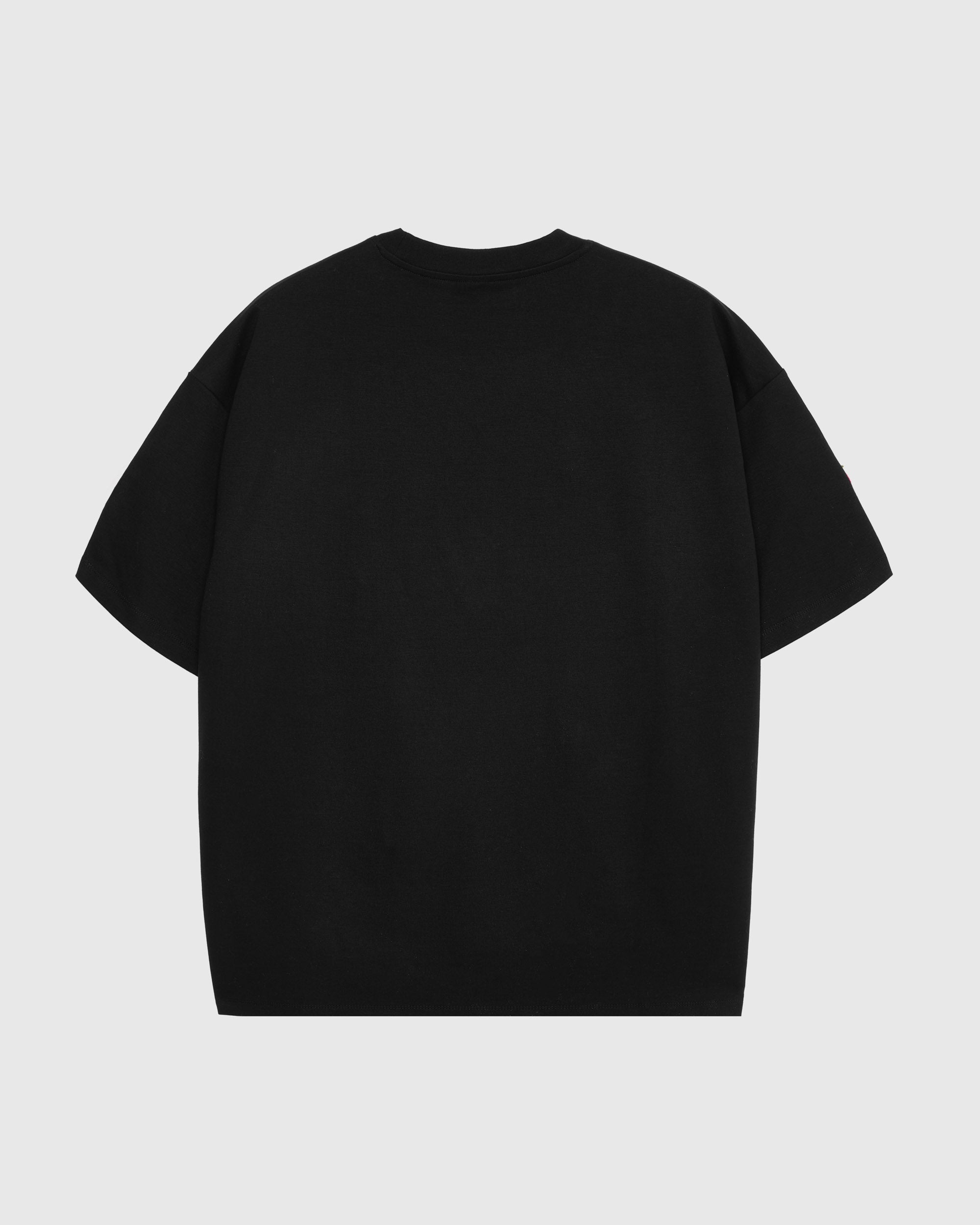 SHRIMP HUG T-SHIRT