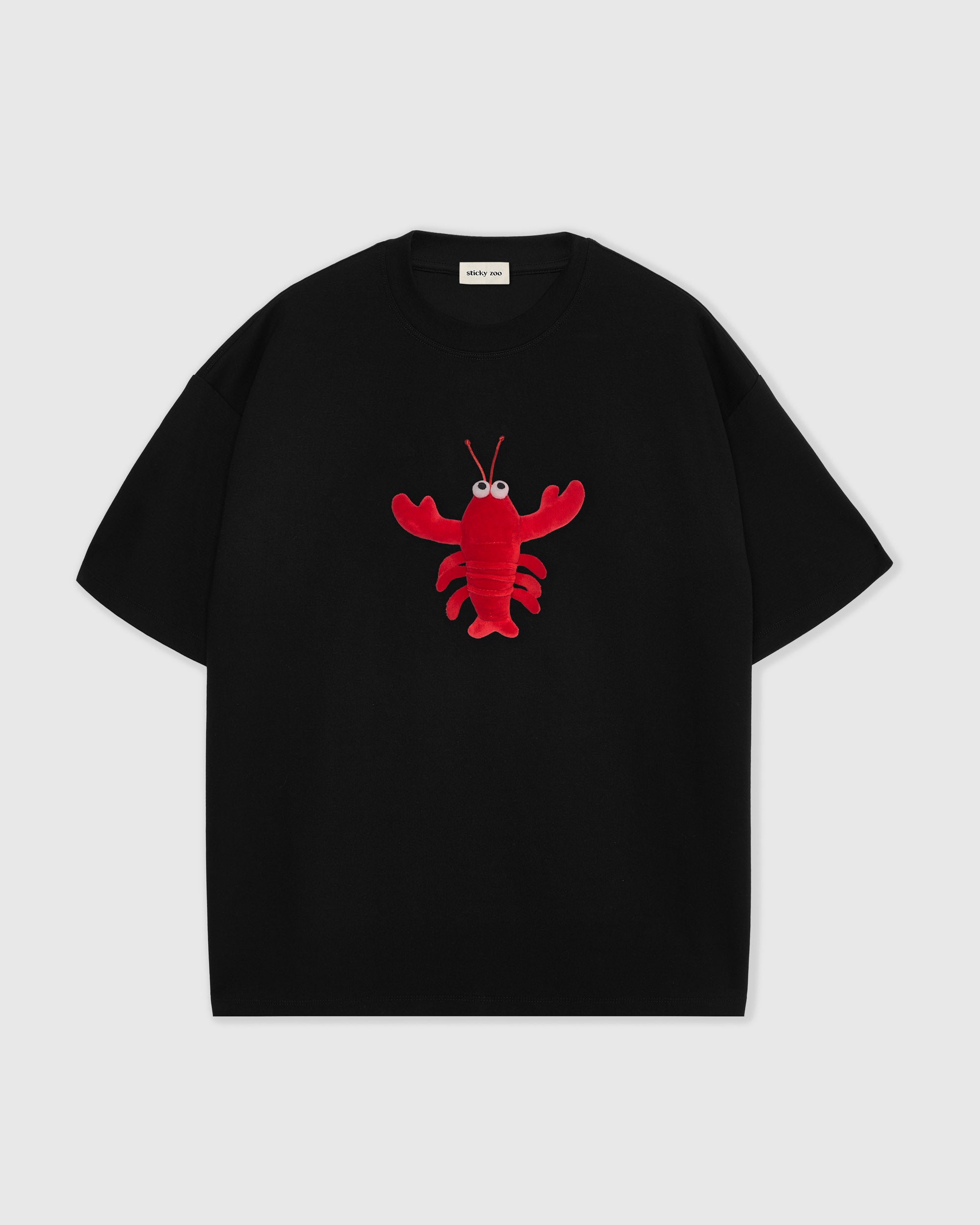 SHRIMP HUG T-SHIRT