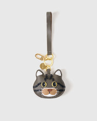 Gray-olive American Shorthair on an 18K gold-plated keychain clip with engraved STICKYZOO disc — clips to keys, bags or backpacks.