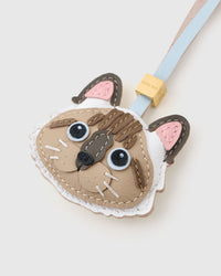 Point-Color Ragdoll on an 18K gold-plated keychain clip with engraved STICKYZOO disc — clips to keys, bags or backpacks.