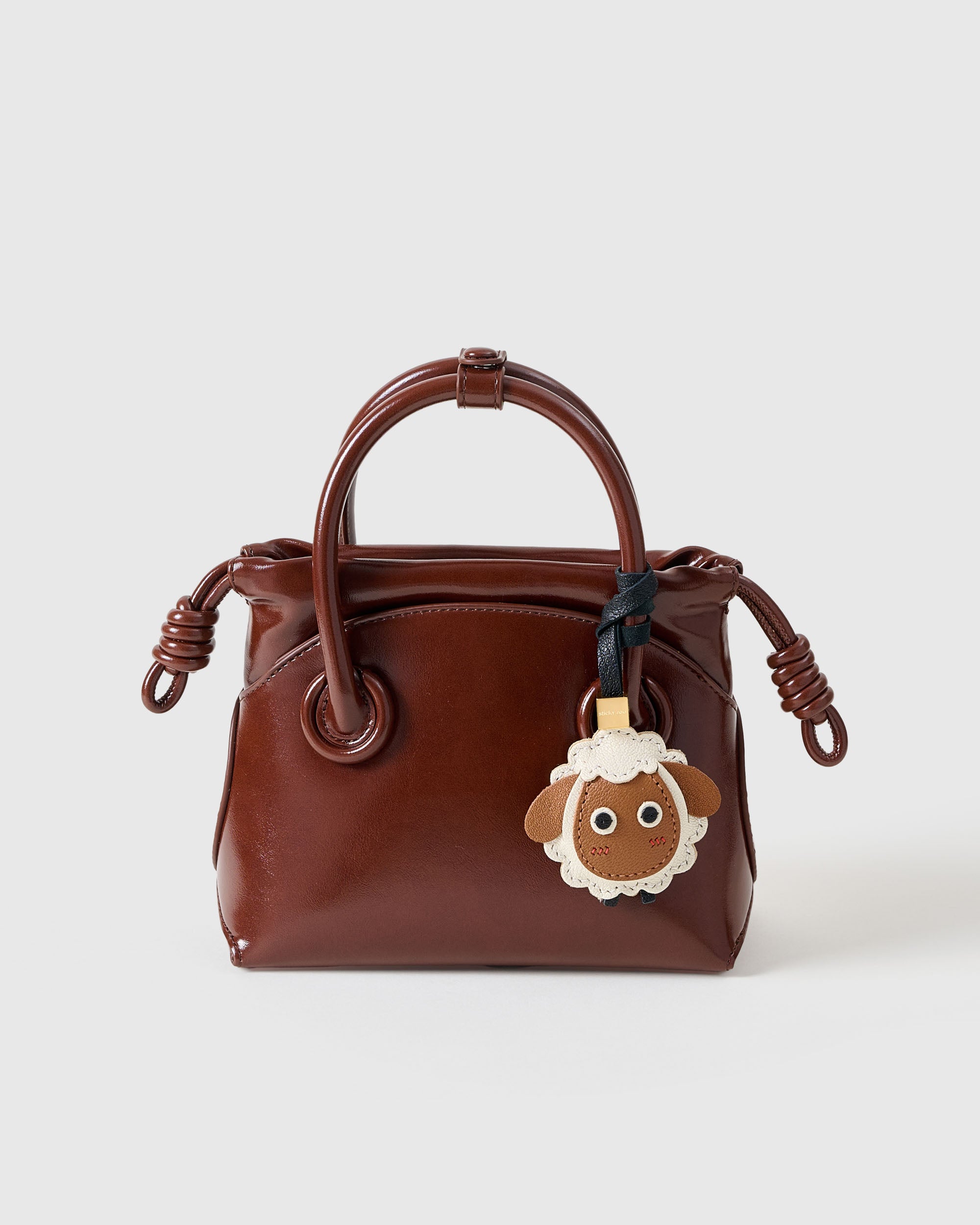 Sticky Zoo® ルル シープ チャーム – ハンドメイド ALRAN レザー