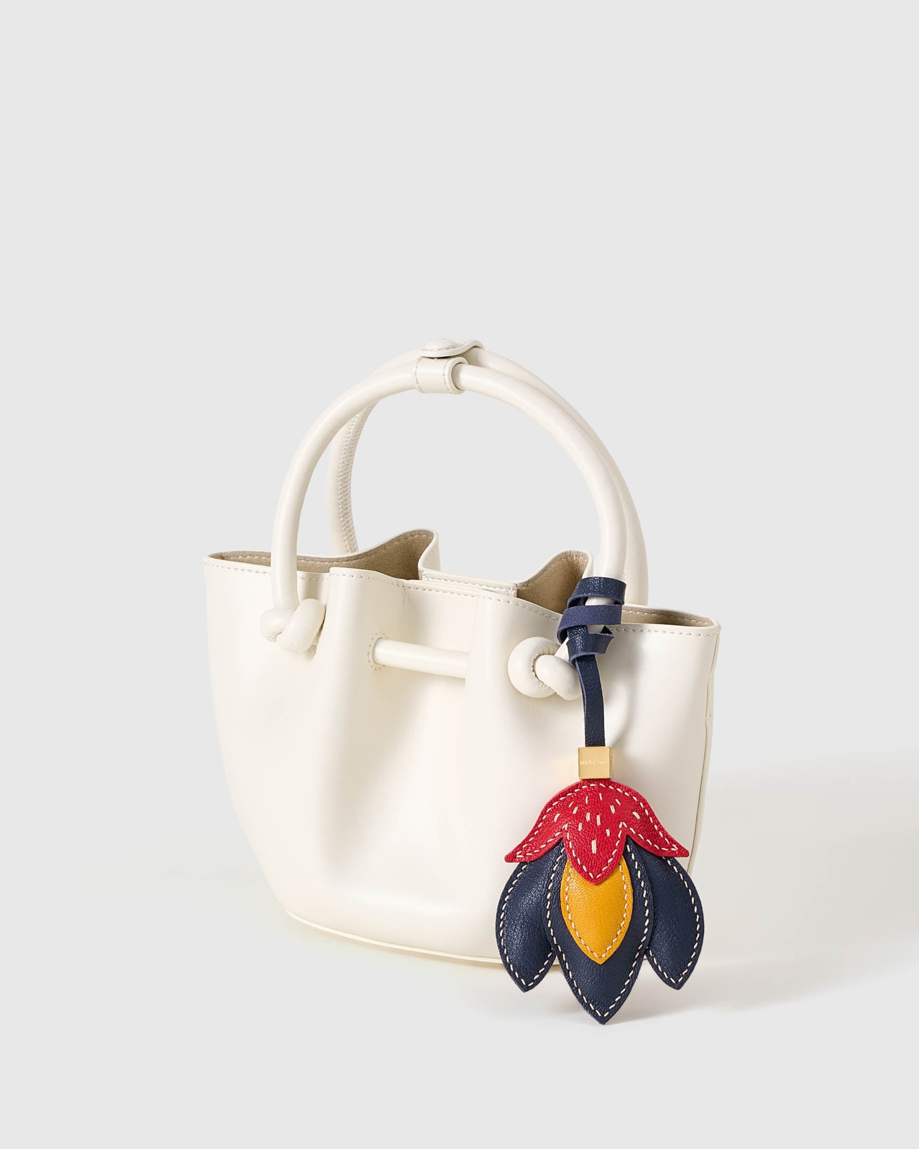FLORA CHARM