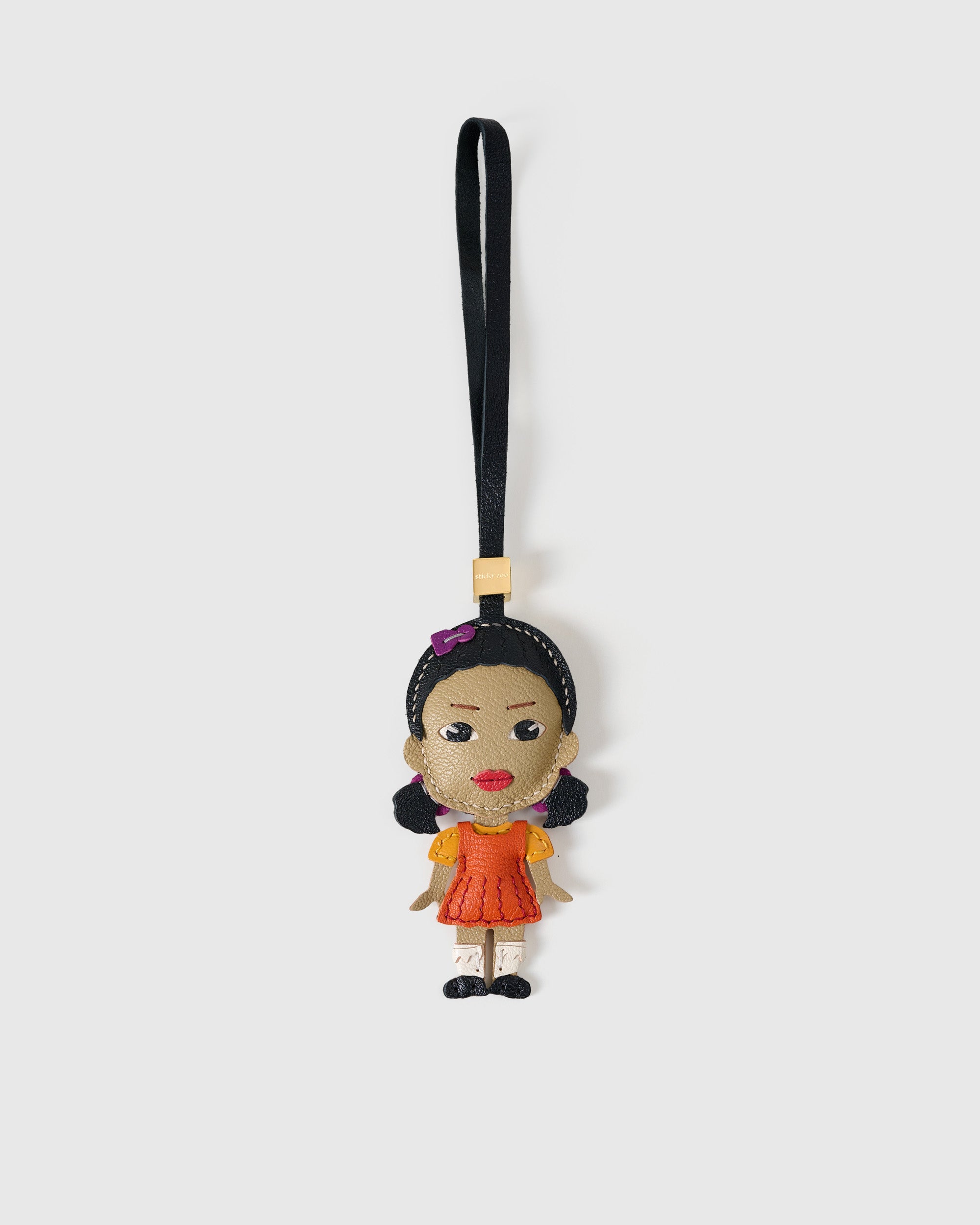 YOUNG-HEE CHARM