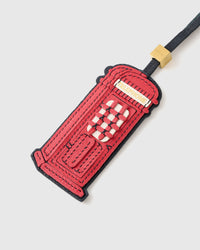 ZAWIESZKA W KSZTAŁCIE BUDKI TELEFONICZNEJ W LONDYNIE