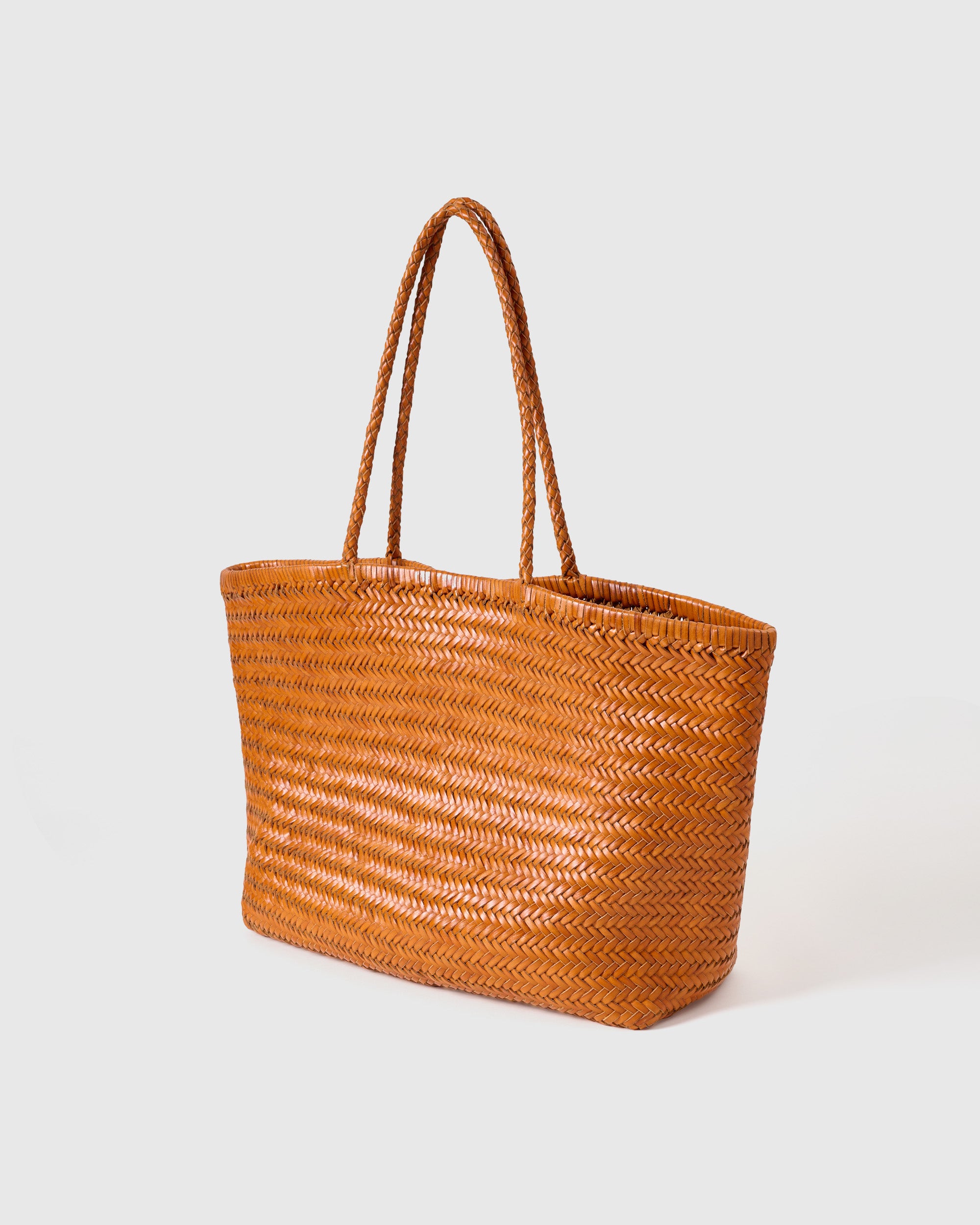 HANDMADE BRAIDED LEATHER SHOULDER BAG