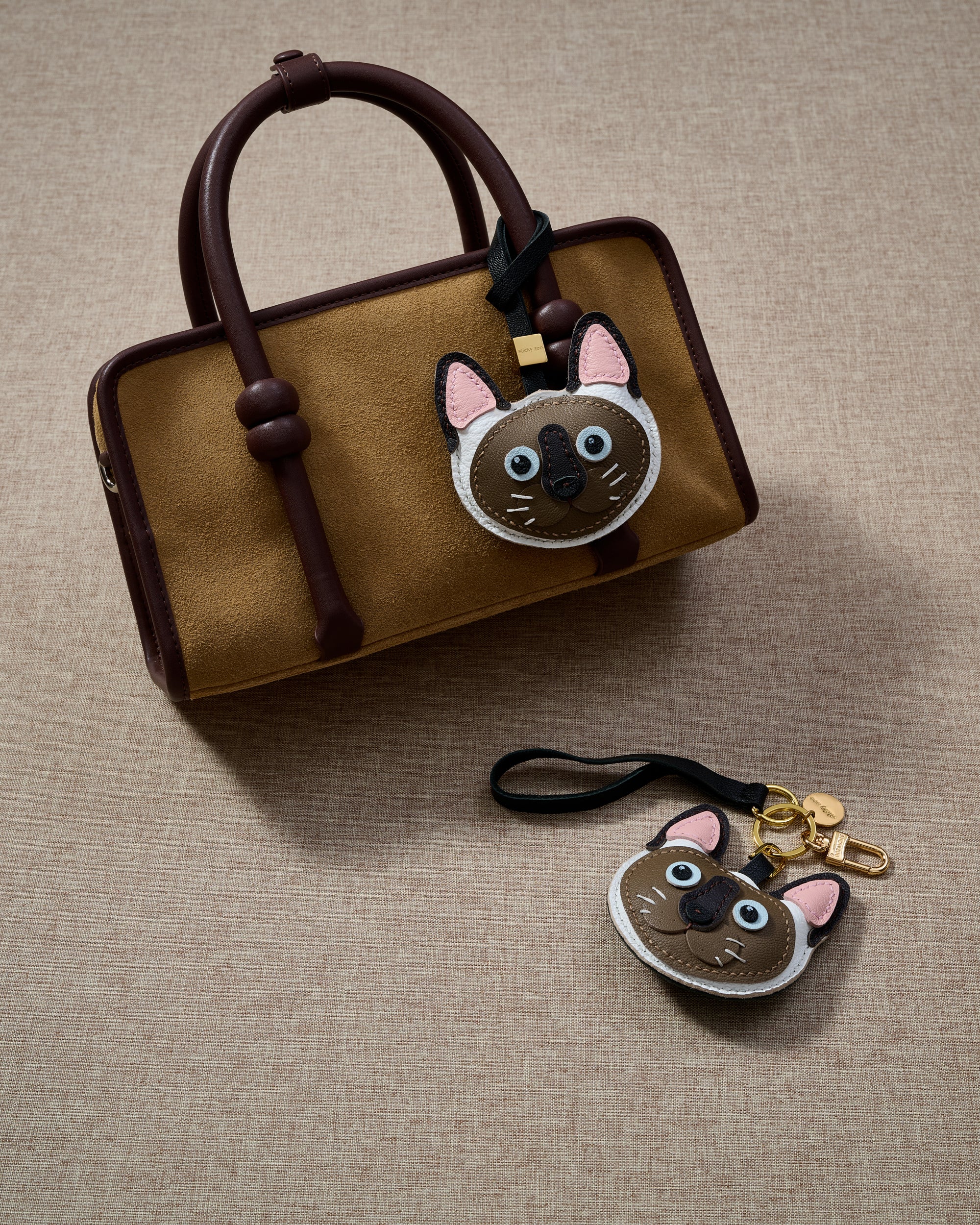 Siamese Cat (Pink-Ear Edition) Leather Charm — Hand-Cut French