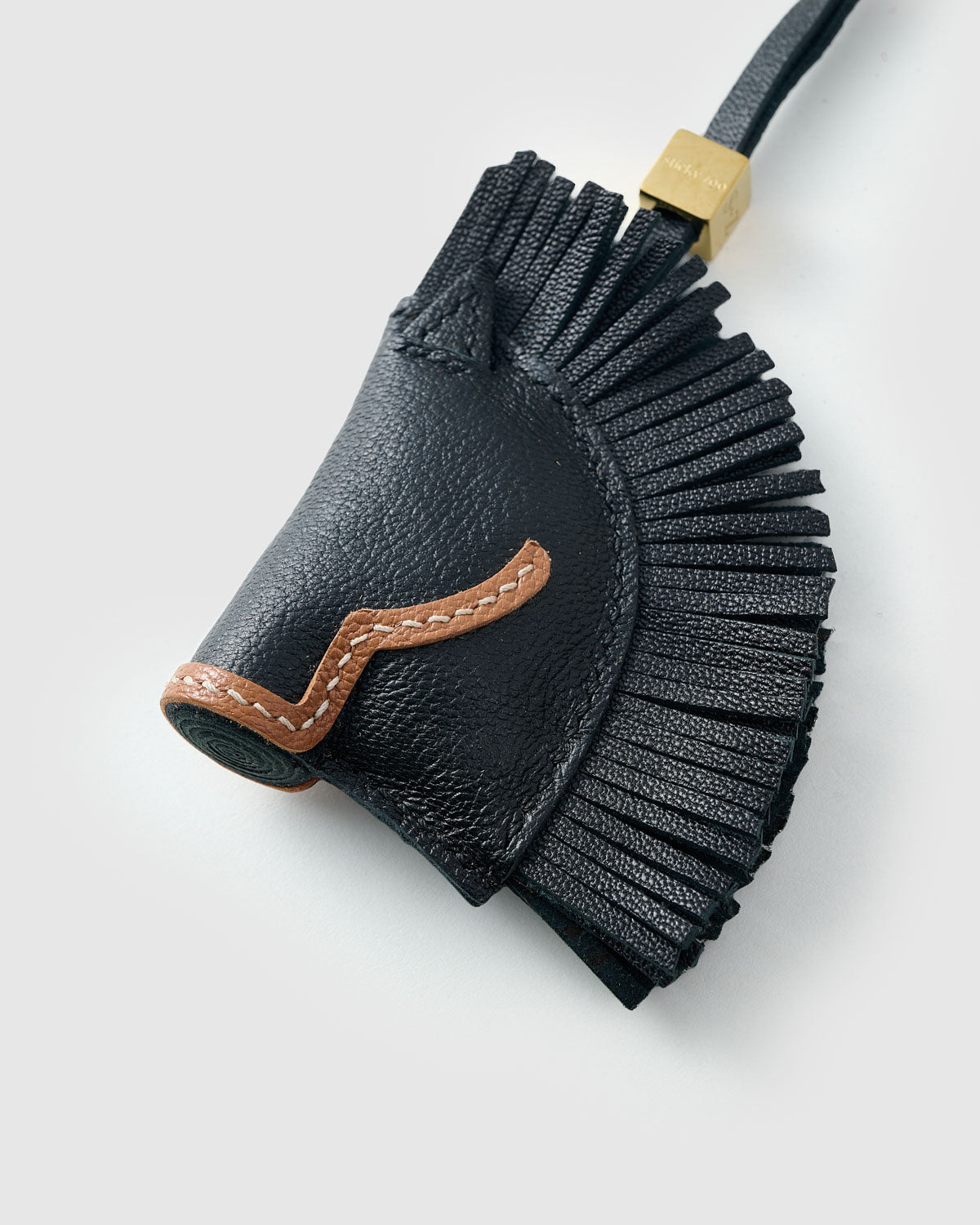 CHARM DE CHEVAL | NOIR