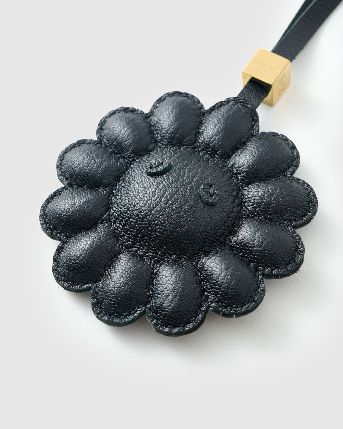 PLAIN NOČNÍ KVĚTINOVÝ PŘÍVĚSEK