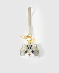 Scottish Fold on an 18K gold-plated keychain clip with engraved STICKYZOO disc — clips to keys, bags or backpacks.