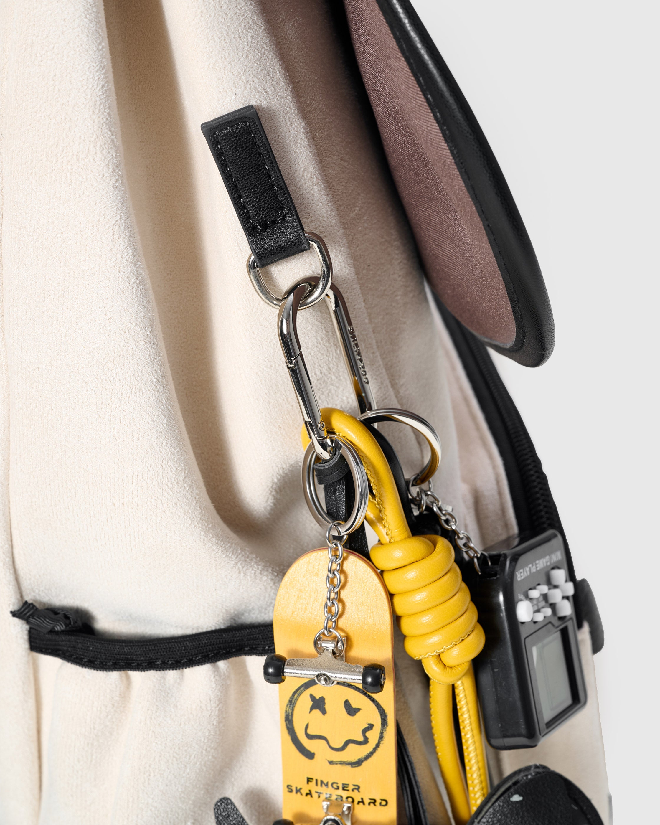 Sticky Zoo® - White Dachshund Backpack + Charm Set - Dog