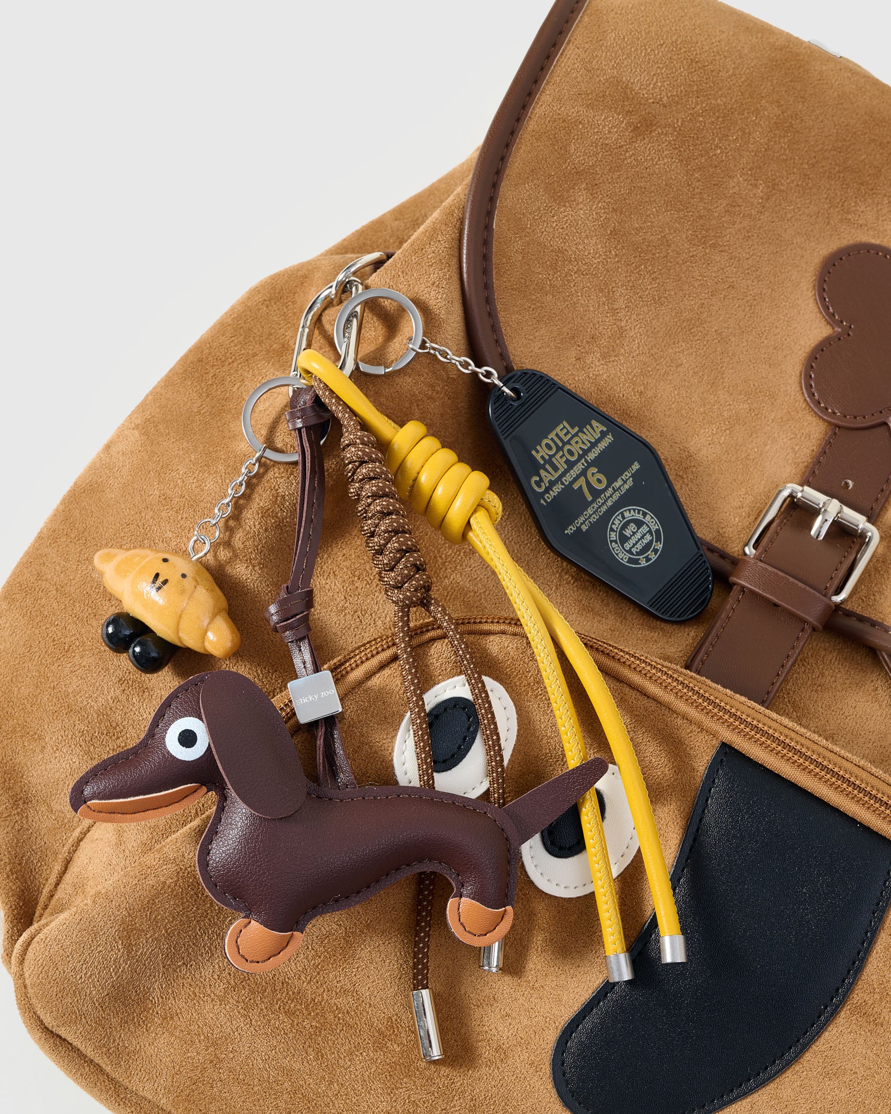 sticky zoo 犬チャーム ブラウン sticky zoo 犬チャーム ブラウン Sticky Zoo® Leather Dog Bag