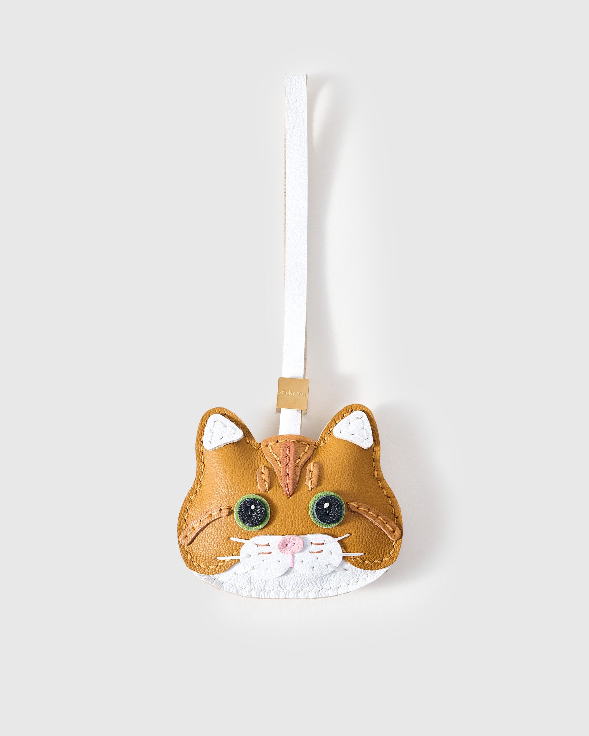 Sticky Zoo® – 手作りレザーの猫バッグチャーム＆キーチェーン