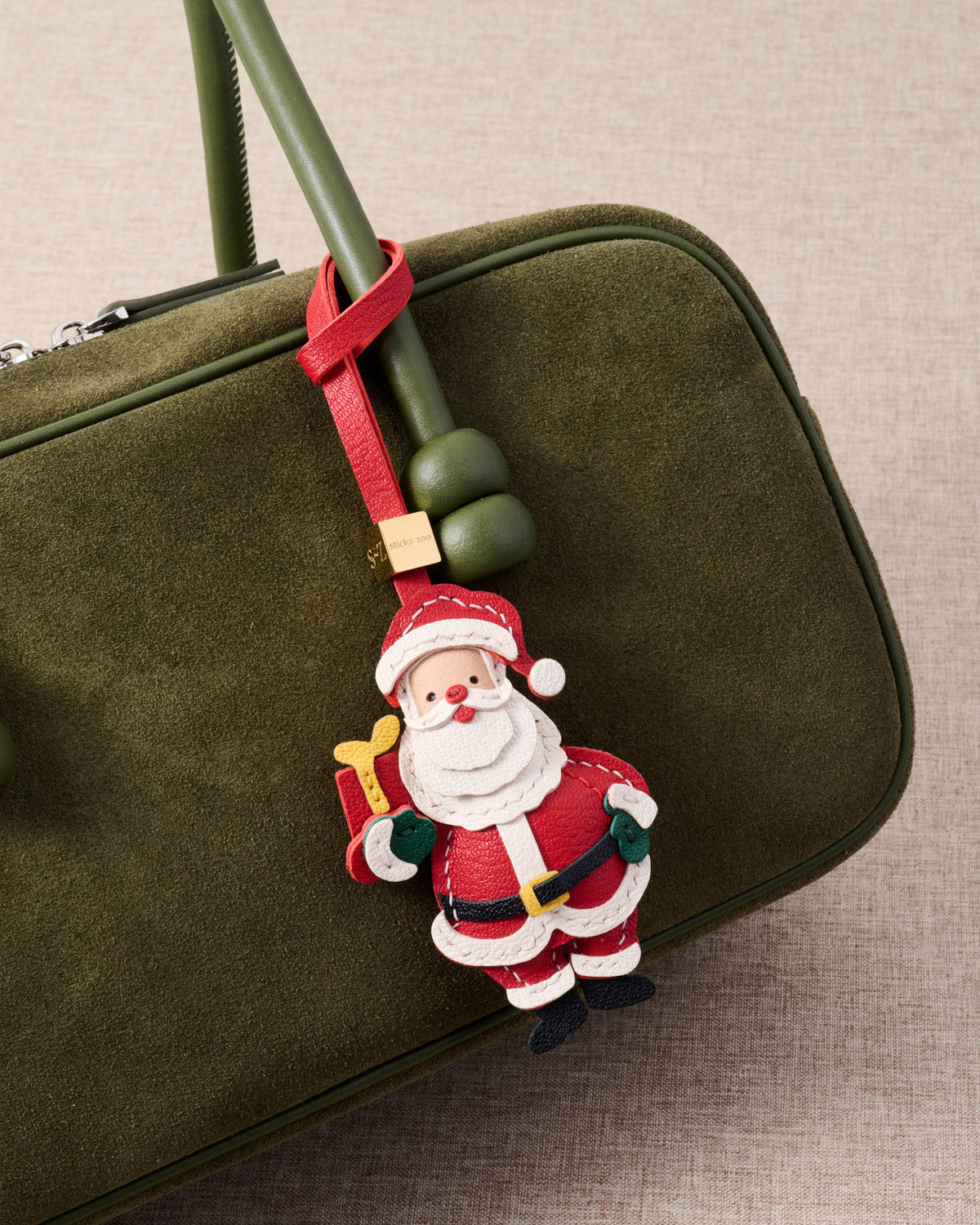 Santa Leather Bag Charm & Keychain – Handmade Christmas Gift