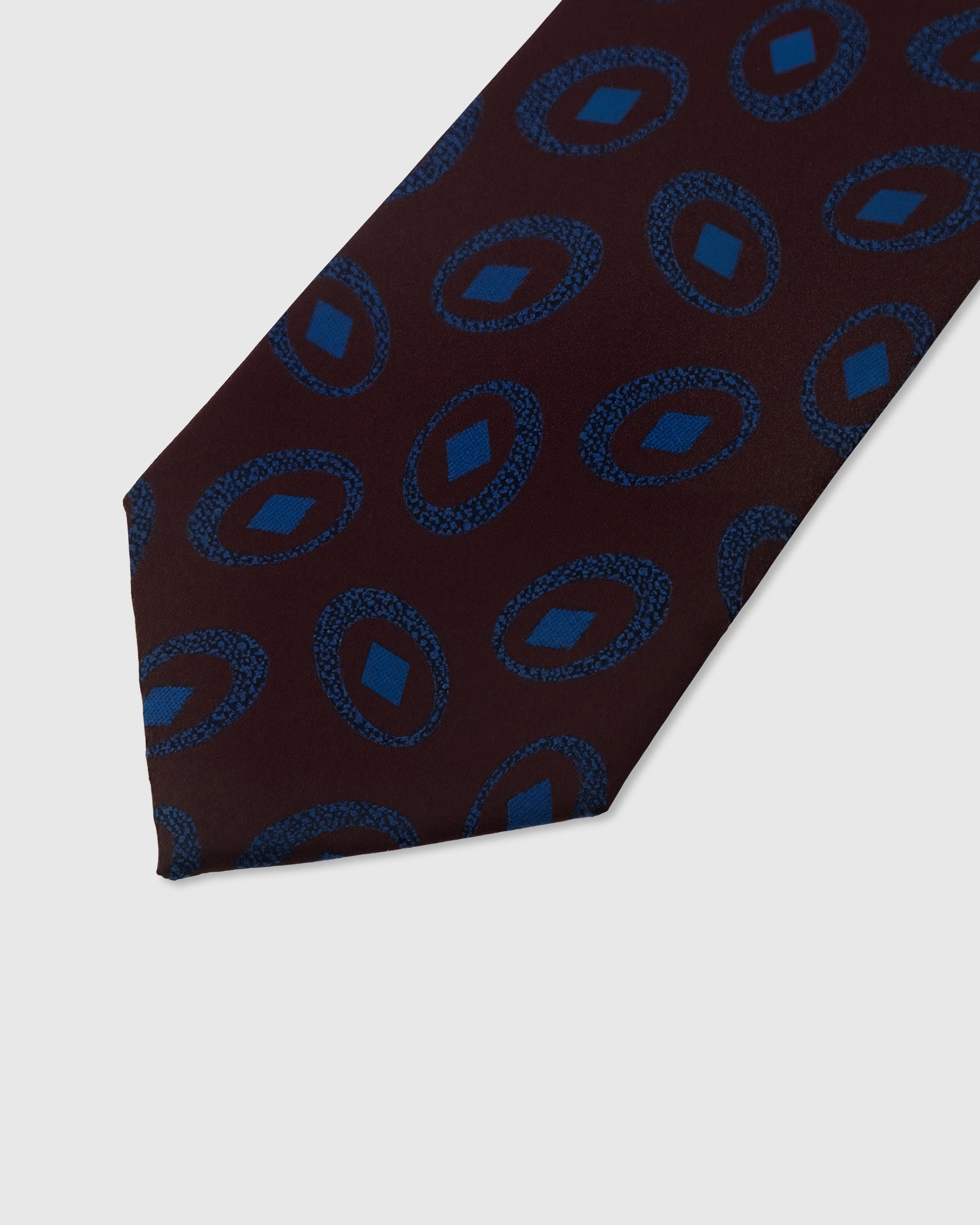 Amber pinstripe detail on vanilla mulberry silk tie showing raised hand-embroidered thread by STICKYZOO