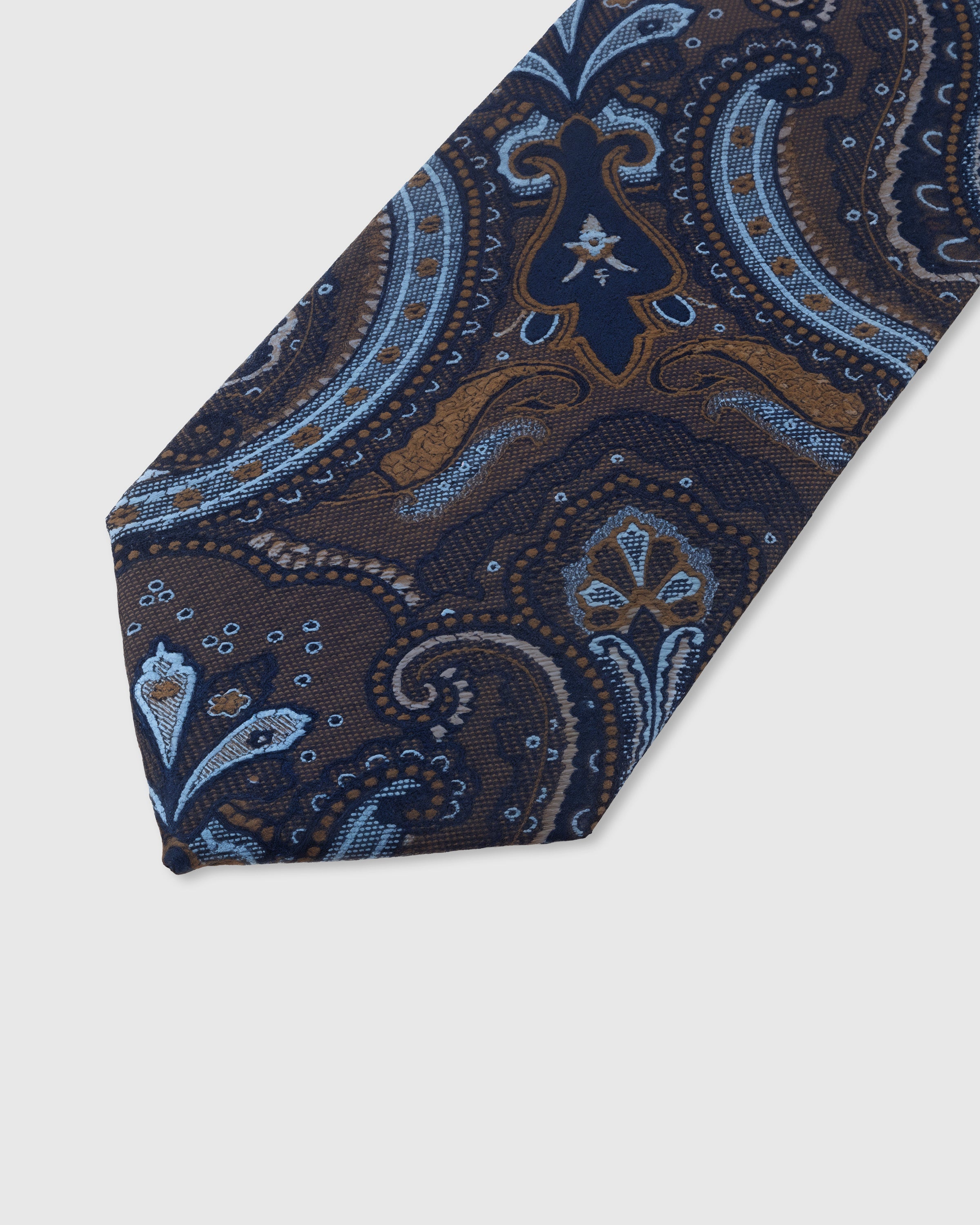MIDNIGHT PAISLEY TIE — 45° Italian bias-cut construction with structured interlining, hand-finished slip stitching visible on interior