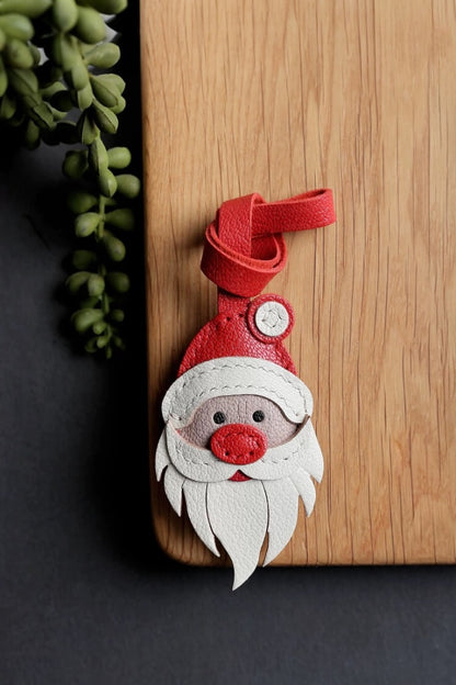 SANTA CLAUS BAG CHARM