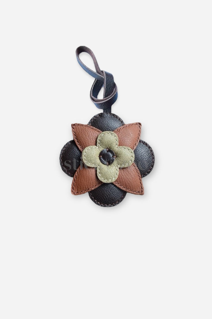 BLOOM CHARM