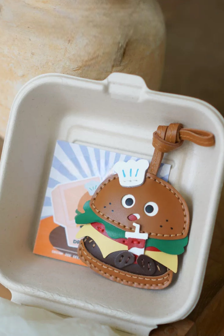 KUNG FU PANDA BURGER CHARM