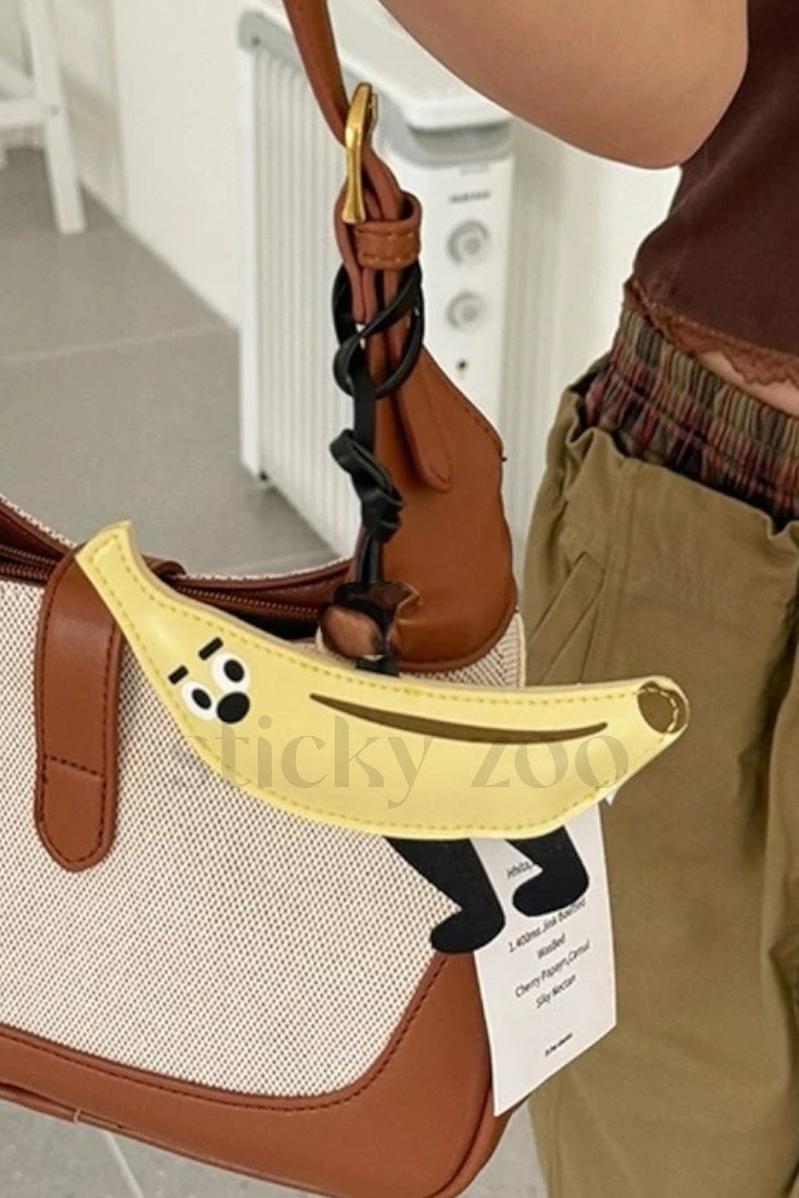 BANANA CHARM