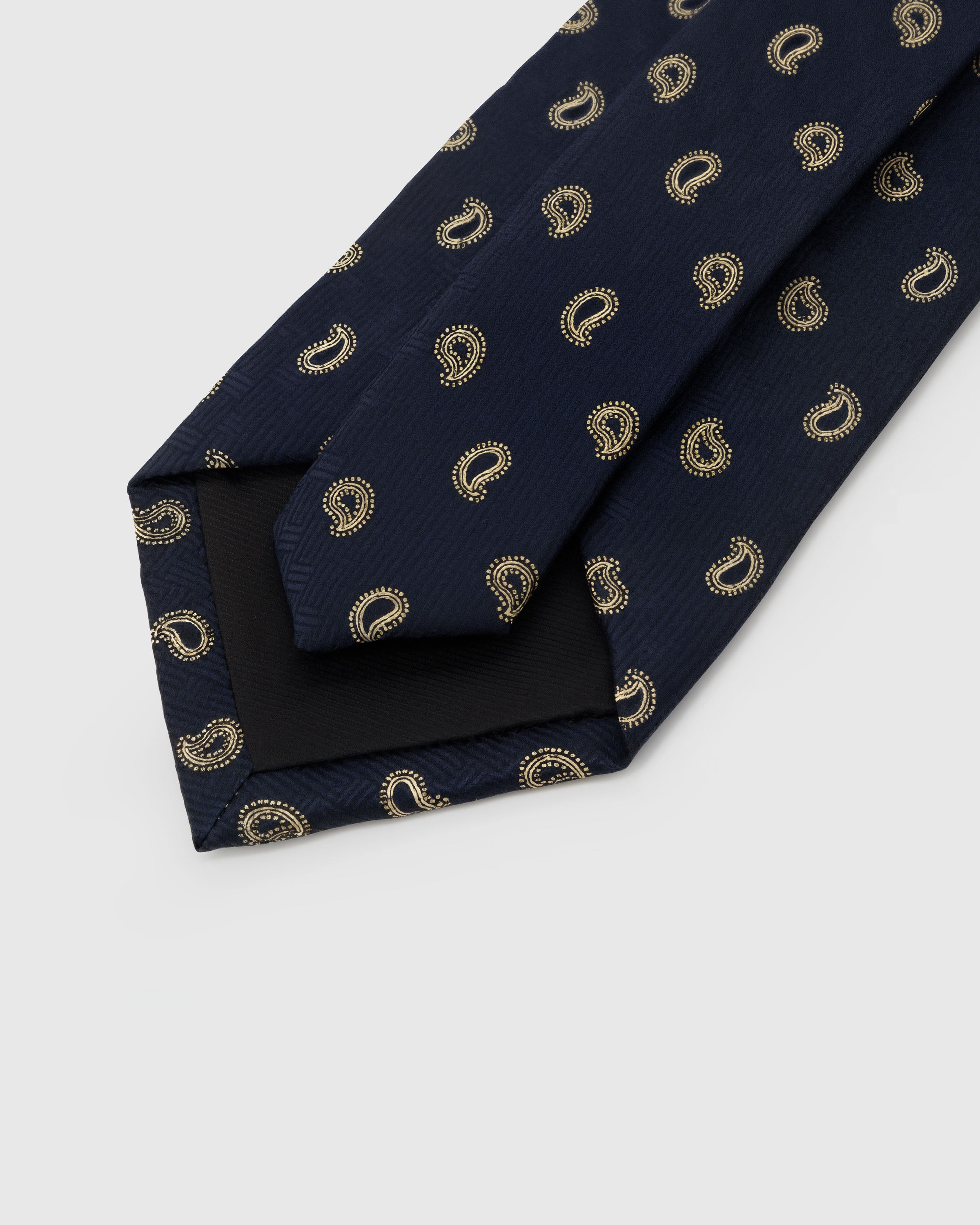 STICKYZOO Bronze Herringbone Tie construction with structured interlining and hand-finished slip stitching, 145 x 8 cm
