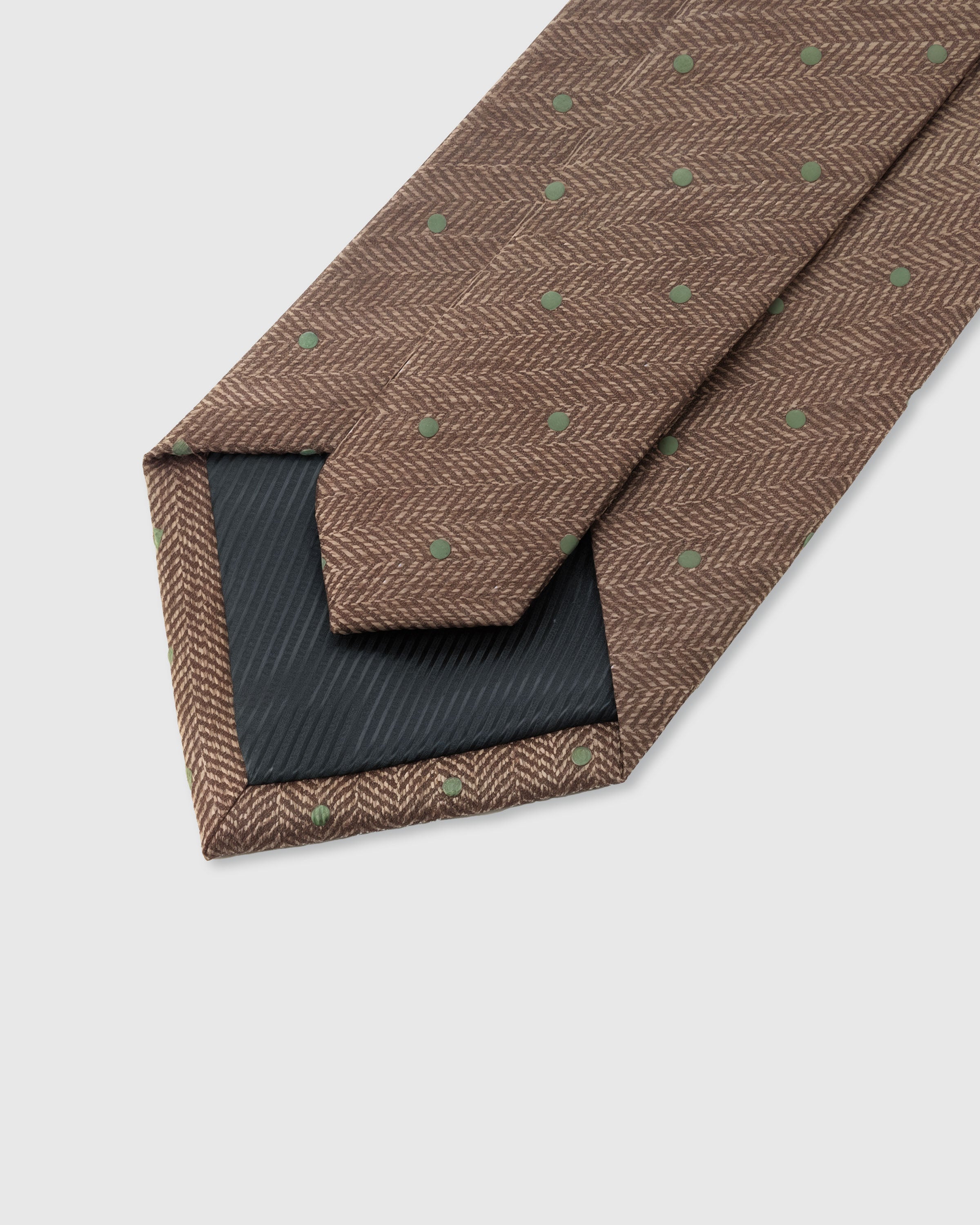 STICKYZOO Chestnut Herringbone Tie — 45° bias-cut Italian method, structured interlining, hand-finished interior