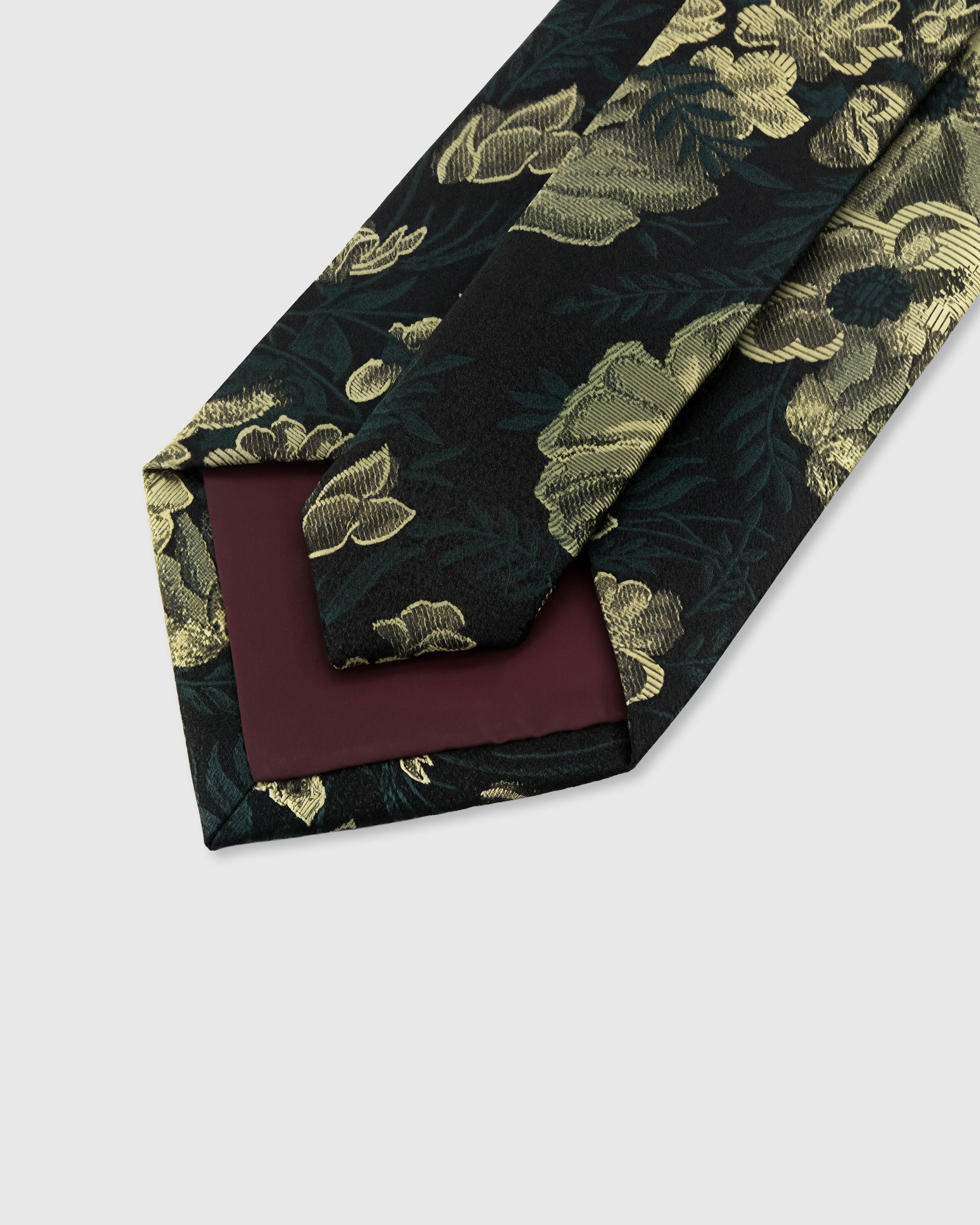 STICKYZOO NOIR BOTANICAL TIE — 45° bias-cut Italian method, structured interlining, rated 4.9★