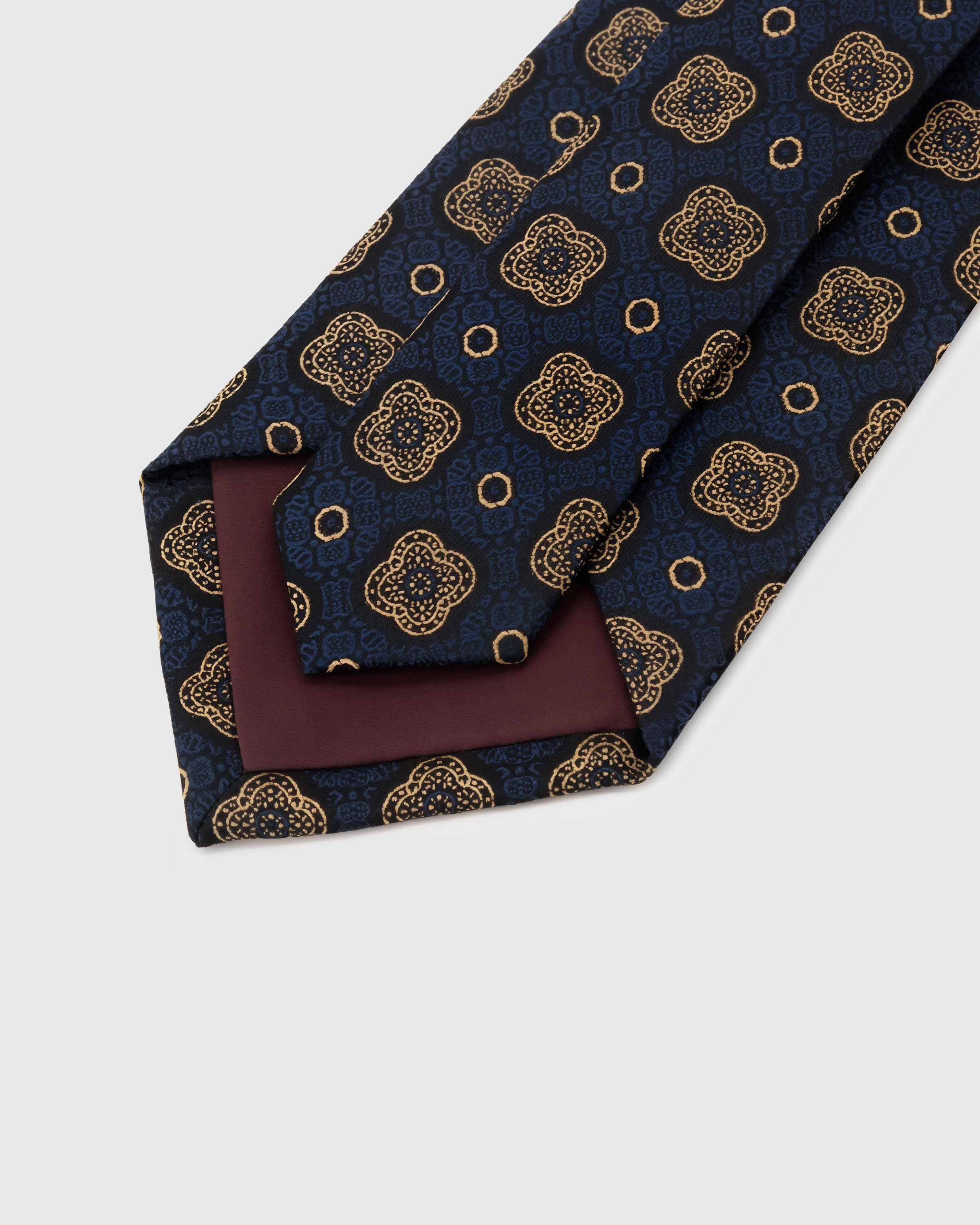 STICKYZOO Navy Quatrefoil Tie construction with structured interlining and hand-finished slip stitching, 145 x 8 cm