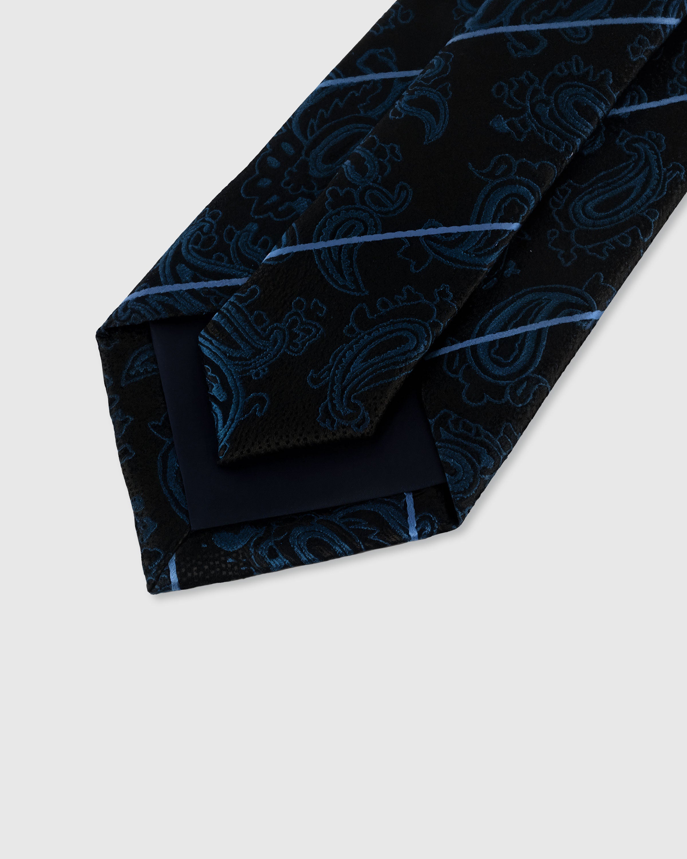 STICKYZOO ONYX PAISLEY STRIPE TIE — 45° bias-cut Italian method, structured interlining, rated 4.9★